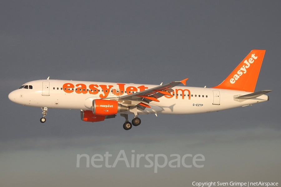 easyJet Airbus A320-214 (G-EZTP) | Photo 16667
