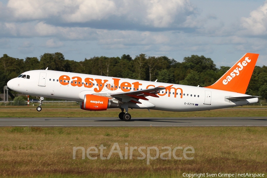 easyJet Airbus A320-214 (G-EZTR) | Photo 17782