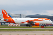 easyJet Airbus A320-214 (G-EZTR) at  Manchester - International (Ringway), United Kingdom