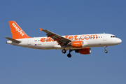 easyJet Airbus A320-214 (G-EZTR) at  Tenerife Sur - Reina Sofia, Spain
