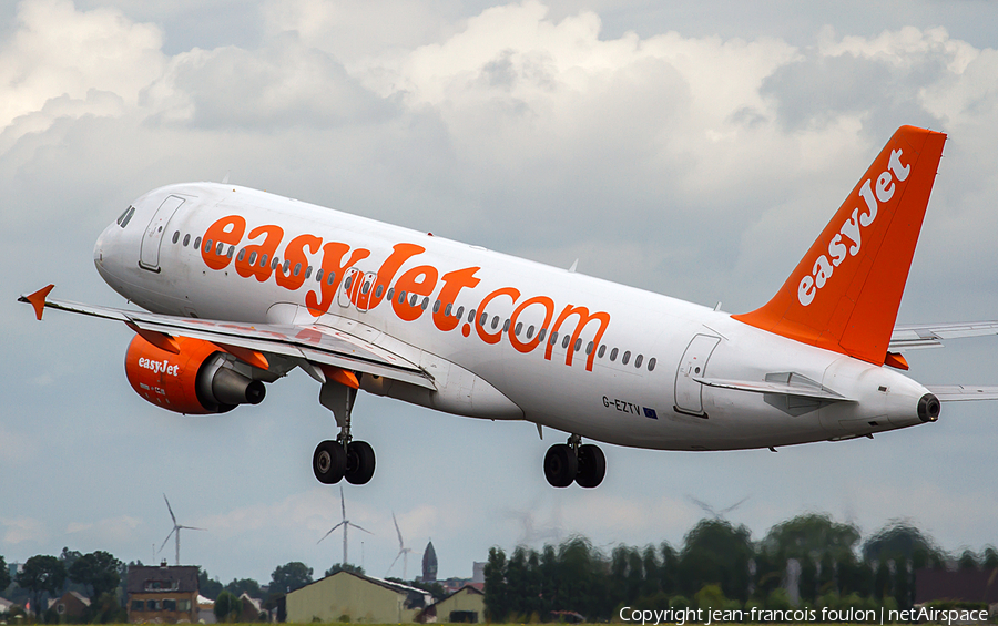 easyJet Airbus A320-214 (G-EZTV) | Photo 148246