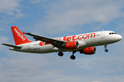 easyJet Airbus A320-214 (G-EZTV) at  Manchester - International (Ringway), United Kingdom