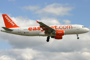 easyJet Airbus A320-214 (G-EZTX) at  Manchester - International (Ringway), United Kingdom