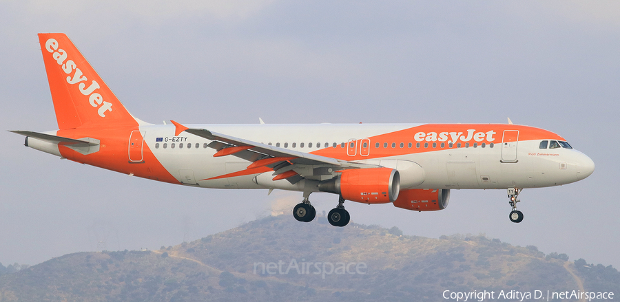 easyJet Airbus A320-214 (G-EZTY) | Photo 355636