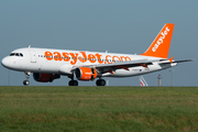 easyJet Airbus A320-214 (G-EZTY) at  Paris - Charles de Gaulle (Roissy), France