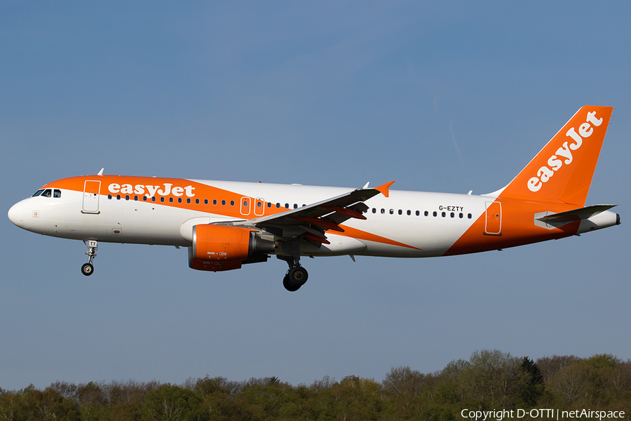 easyJet Airbus A320-214 (G-EZTY) | Photo 567291