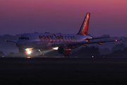 easyJet Airbus A320-214 (G-EZUF) at  London - Luton, United Kingdom