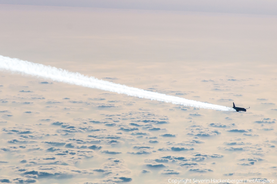 easyJet Airbus A320-214 (G-EZUG) | Photo 225006