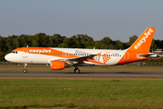 easyJet Airbus A320-214 (G-EZUH) at  Hamburg - Fuhlsbuettel (Helmut Schmidt), Germany