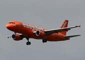 easyJet Airbus A320-214 (G-EZUI) at  Belfast / Aldergrove - International, United Kingdom