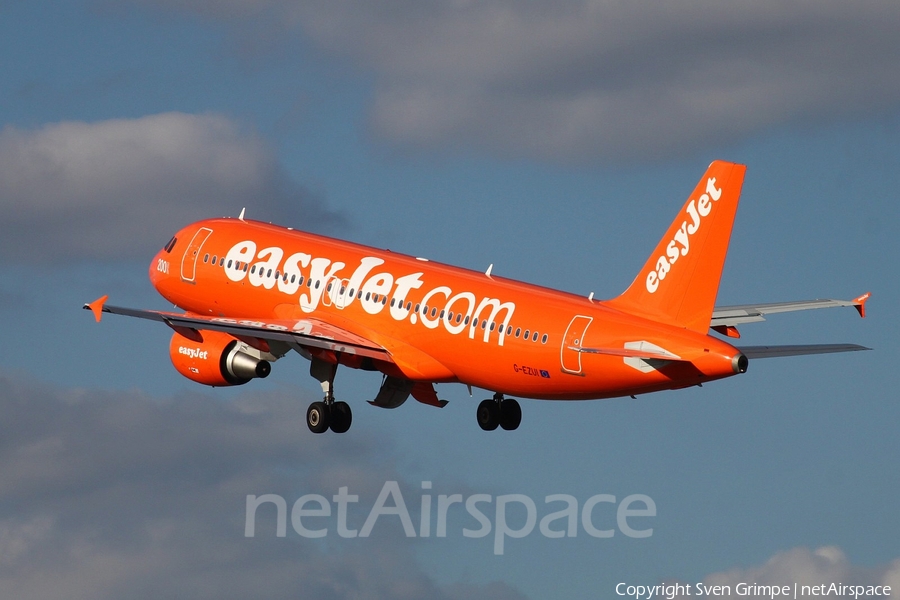 easyJet Airbus A320-214 (G-EZUI) | Photo 11483