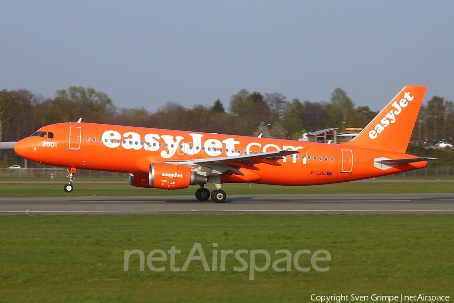 easyJet Airbus A320-214 (G-EZUI) | Photo 74716