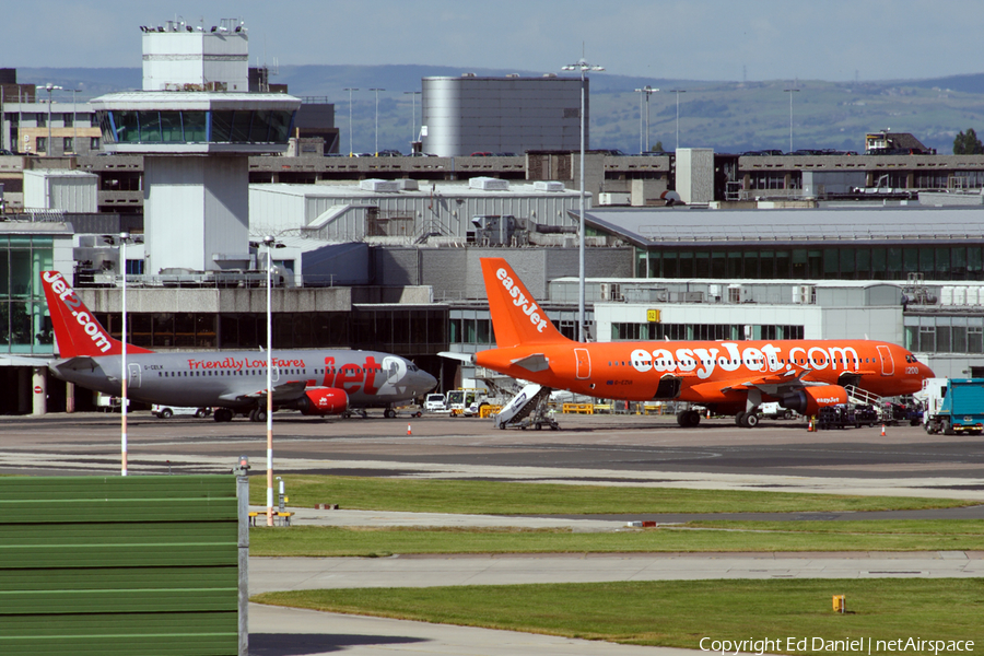 easyJet Airbus A320-214 (G-EZUI) | Photo 51528