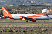 easyJet Airbus A320-214 (G-EZUL) at  Tenerife Sur - Reina Sofia, Spain