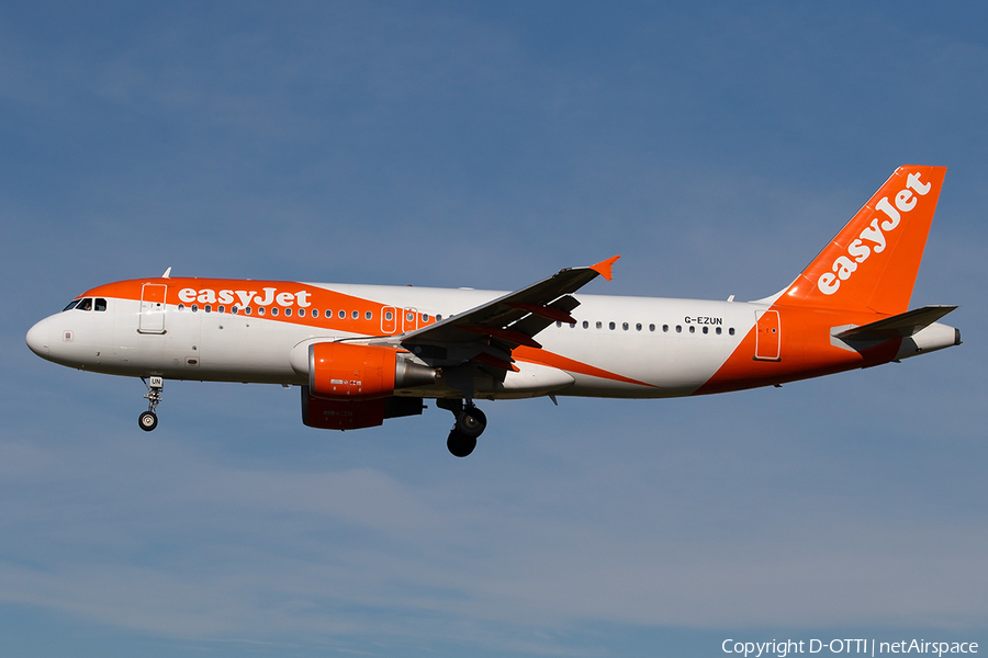 easyJet Airbus A320-214 (G-EZUN) | Photo 292183