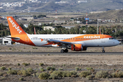 easyJet Airbus A320-214 (G-EZUN) at  Tenerife Sur - Reina Sofia, Spain