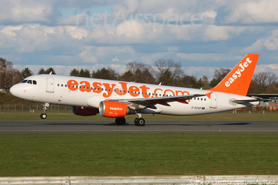 easyJet Airbus A320-214 (G-EZUP) | Photo 101898