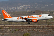 easyJet Airbus A320-214 (G-EZUR) at  Tenerife Sur - Reina Sofia, Spain