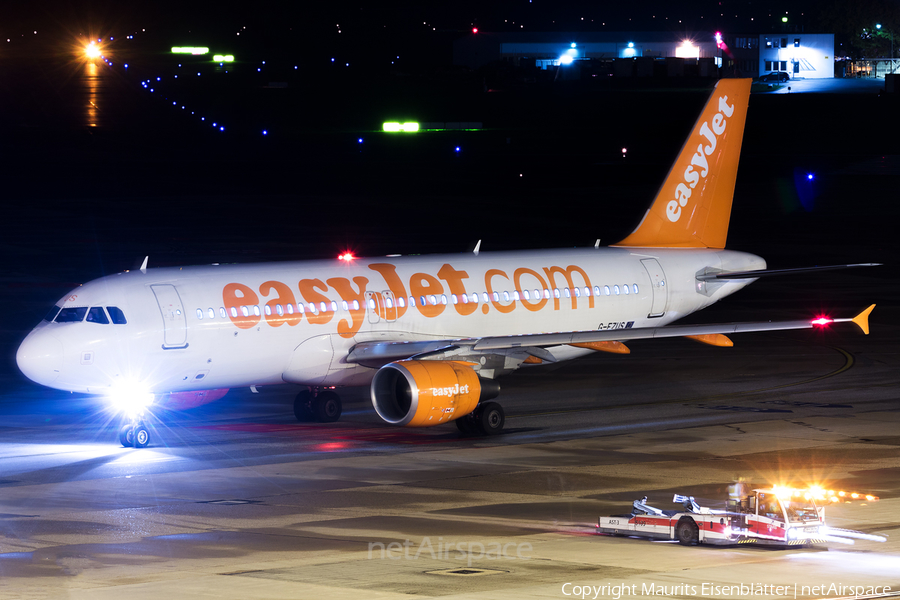 easyJet Airbus A320-214 (G-EZUS) | Photo 129490