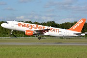 easyJet Airbus A320-214 (G-EZUS) at  Hamburg - Fuhlsbuettel (Helmut Schmidt), Germany