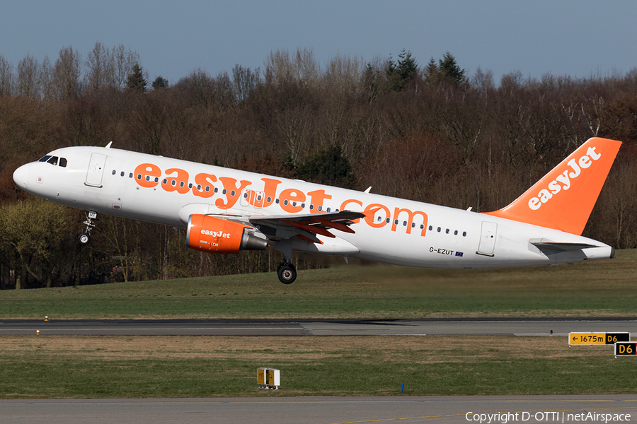 easyJet Airbus A320-214 (G-EZUT) | Photo 151423