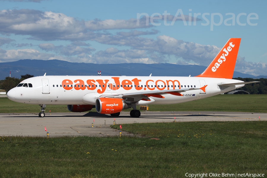 easyJet Airbus A320-214 (G-EZUZ) | Photo 86309