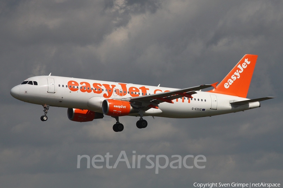 easyJet Airbus A320-214 (G-EZUZ) | Photo 80521