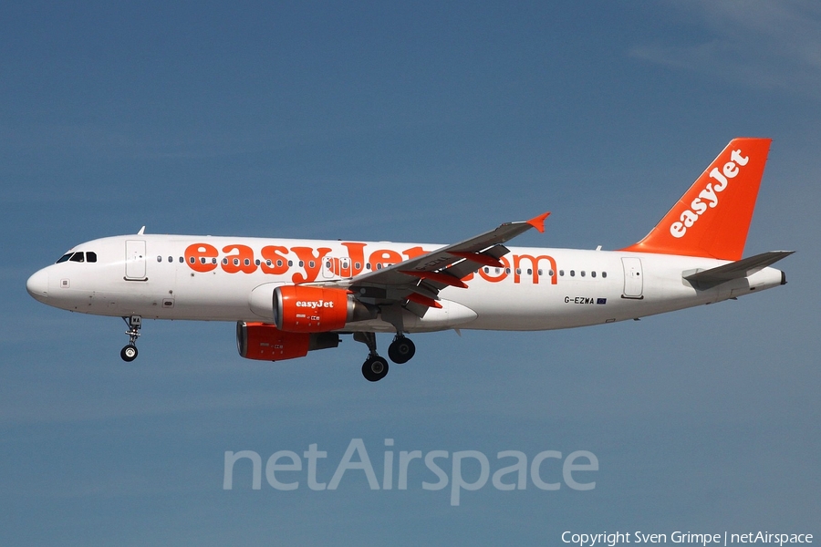 easyJet Airbus A320-214 (G-EZWA) | Photo 170043