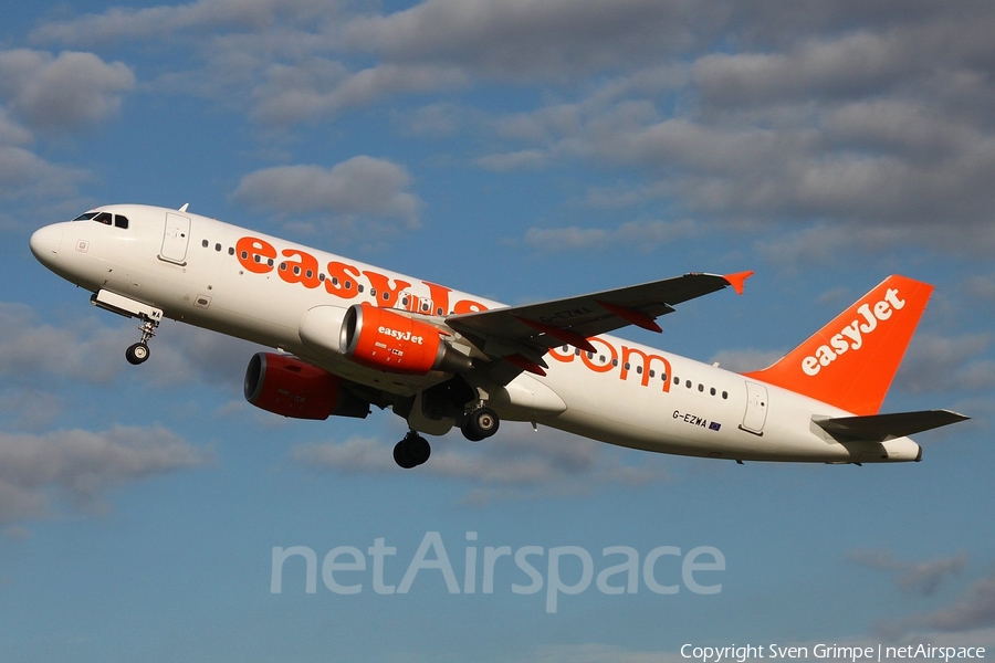 easyJet Airbus A320-214 (G-EZWA) | Photo 85408