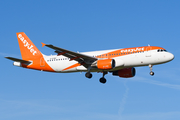 easyJet Airbus A320-214 (G-EZWC) at  Amsterdam - Schiphol, Netherlands
