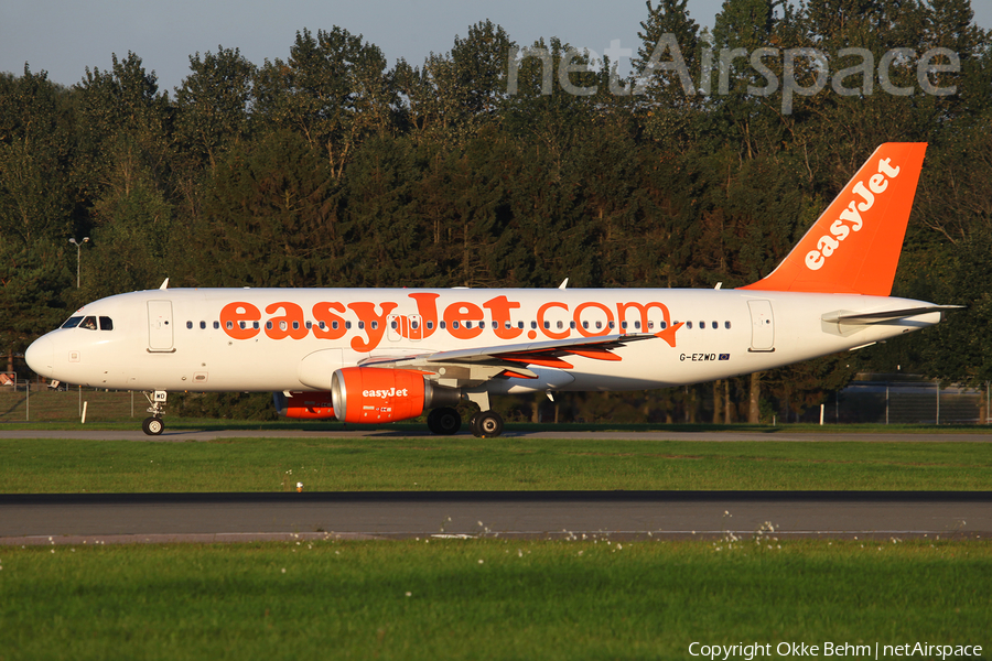 easyJet Airbus A320-214 (G-EZWD) | Photo 125741