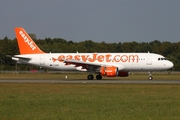 easyJet Airbus A320-214 (G-EZWD) at  Hamburg - Fuhlsbuettel (Helmut Schmidt), Germany