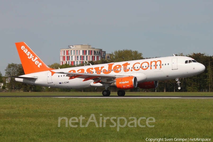 easyJet Airbus A320-214 (G-EZWE) | Photo 76800