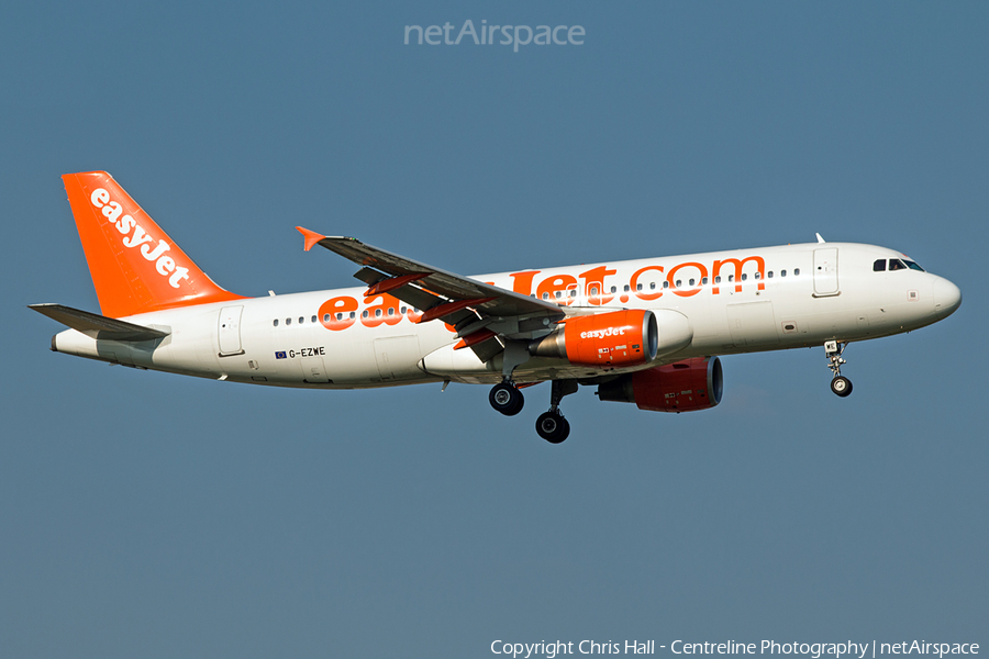 easyJet Airbus A320-214 (G-EZWE) | Photo 85060