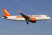 easyJet Airbus A320-214 (G-EZWJ) at  Amsterdam - Schiphol, Netherlands