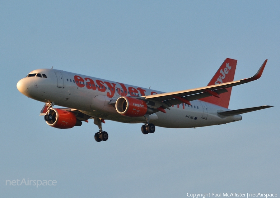 easyJet Airbus A320-214 (G-EZWL) | Photo 71299