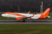 easyJet Airbus A320-214 (G-EZWL) at  Hamburg - Fuhlsbuettel (Helmut Schmidt), Germany