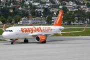 easyJet Airbus A320-214 (G-EZWO) at  Innsbruck - Kranebitten, Austria