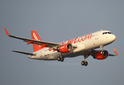 easyJet Airbus A320-214 (G-EZWO) at  Palma De Mallorca - Son San Juan, Spain