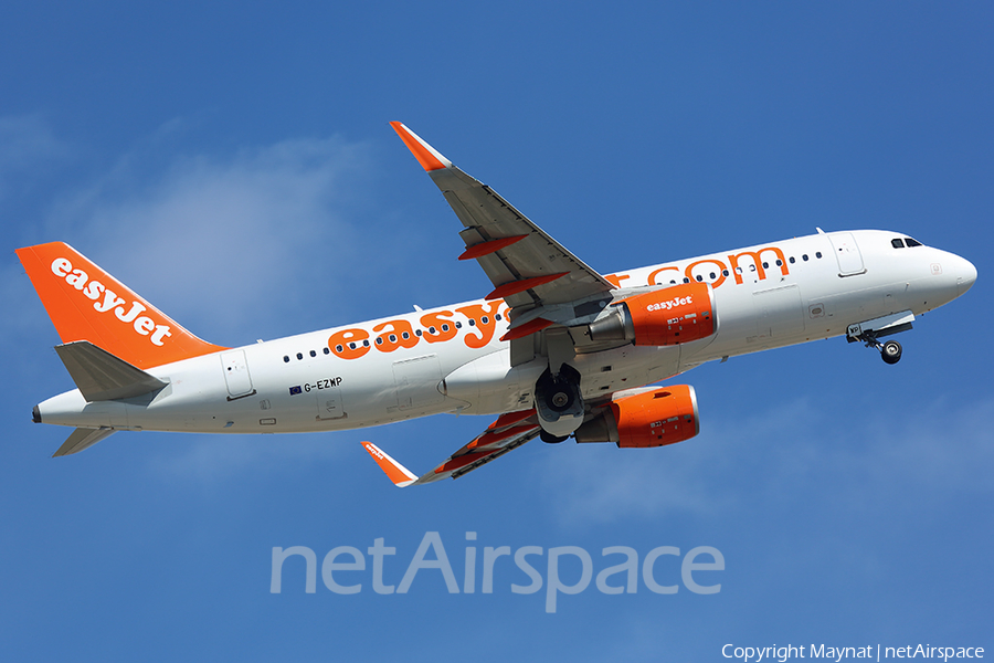 easyJet Airbus A320-214 (G-EZWP) | Photo 382004