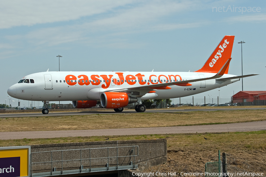 easyJet Airbus A320-214 (G-EZWS) | Photo 54445
