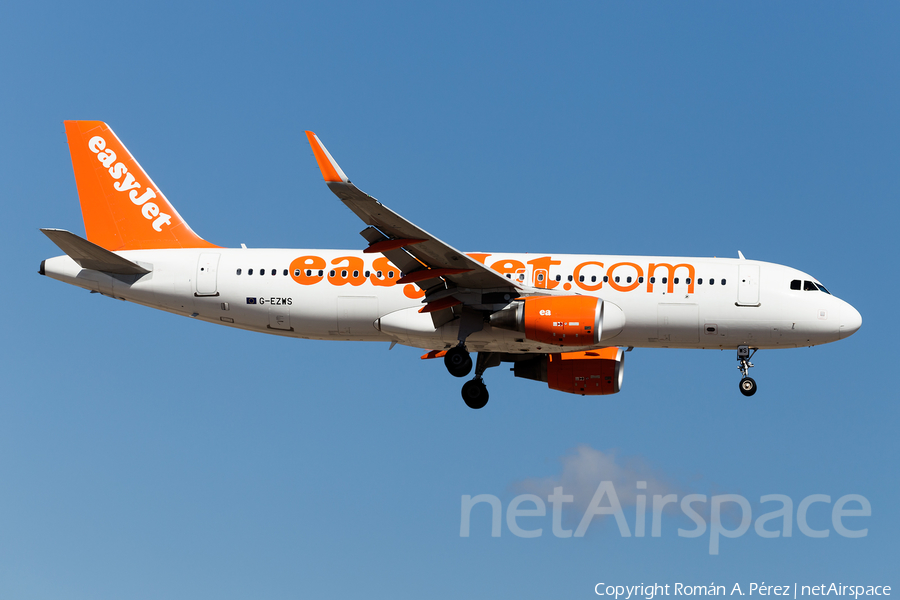 easyJet Airbus A320-214 (G-EZWS) | Photo 275456