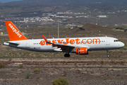 easyJet Airbus A320-214 (G-EZWT) at  Tenerife Sur - Reina Sofia, Spain