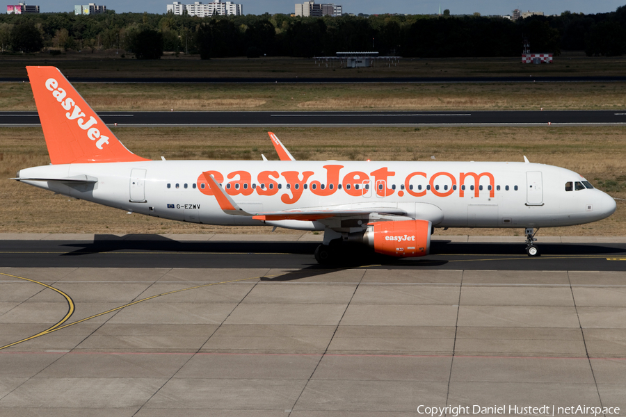 easyJet Airbus A320-214 (G-EZWV) | Photo 424745