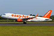 easyJet Airbus A320-214 (G-EZWW) at  Manchester - International (Ringway), United Kingdom