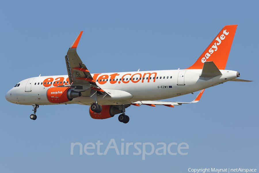 easyJet Airbus A320-214 (G-EZWY) | Photo 409676