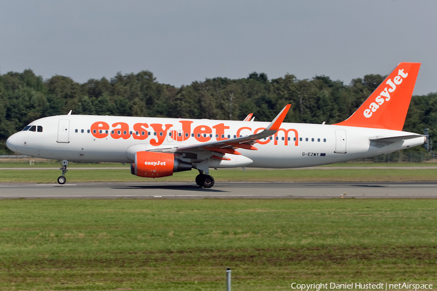 easyJet Airbus A320-214 (G-EZWY) | Photo 491869