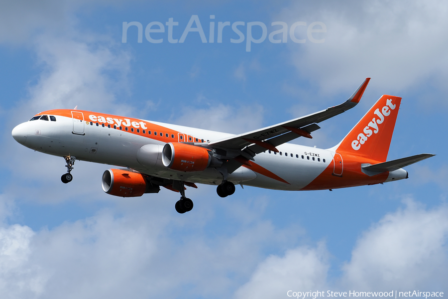 easyJet Airbus A320-214 (G-EZWZ) | Photo 535094