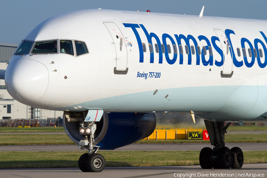 Thomas Cook Airlines Boeing 757-28A (G-FCLB) | Photo 22385