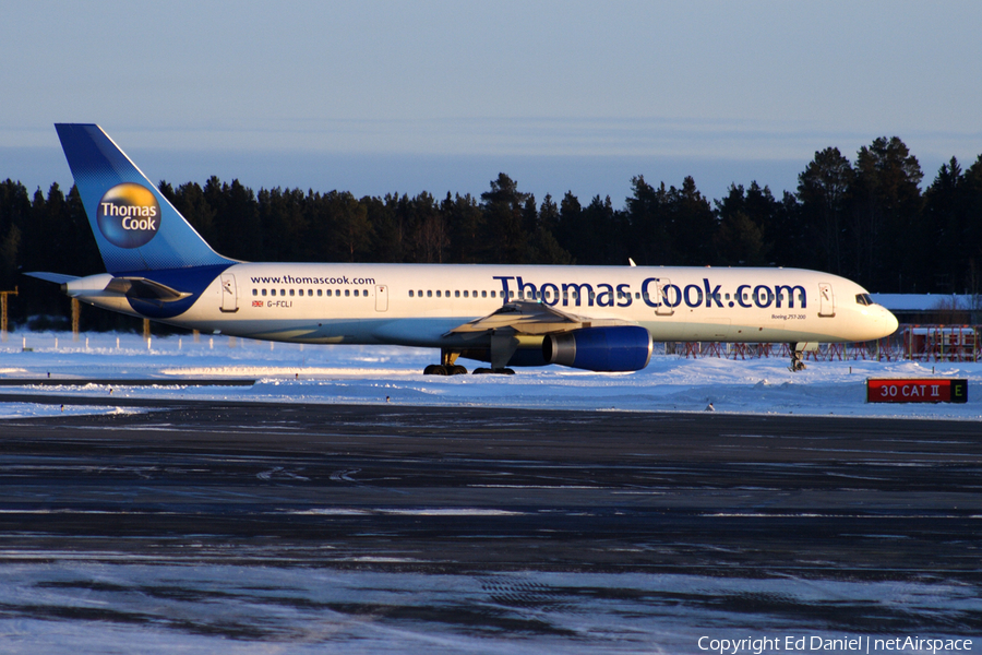 Thomas Cook Airlines Boeing 757-28A (G-FCLI) | Photo 3148